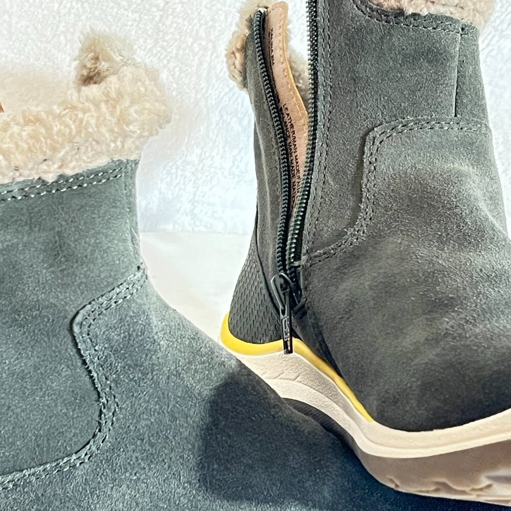 NWNT Baretraps Women's Kalina Cold Weather Booties Pine Color Size 8 & 8.5W - Picture 4 of 8